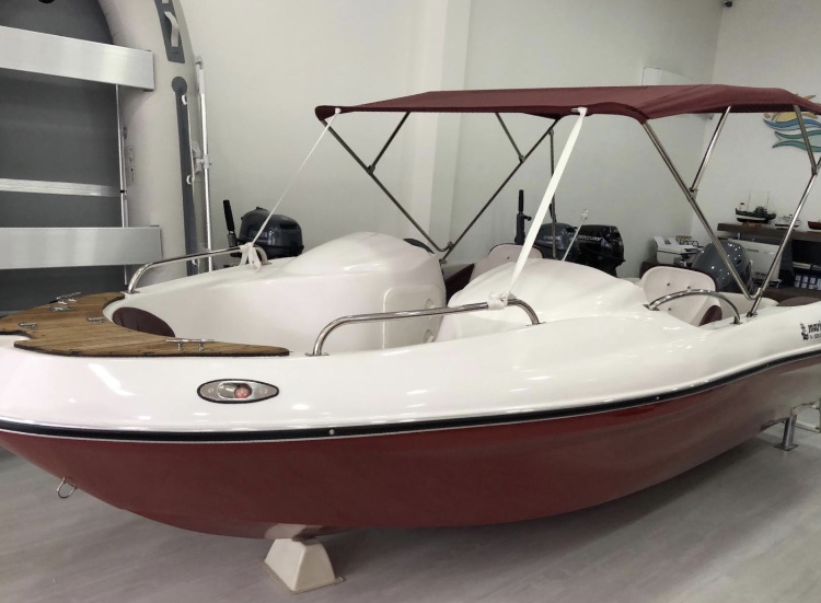 Marin Boat : Tango. De eerste in Nederland. 