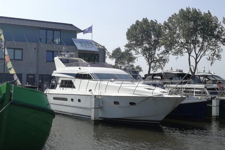 Neptunus 156 Flybridge